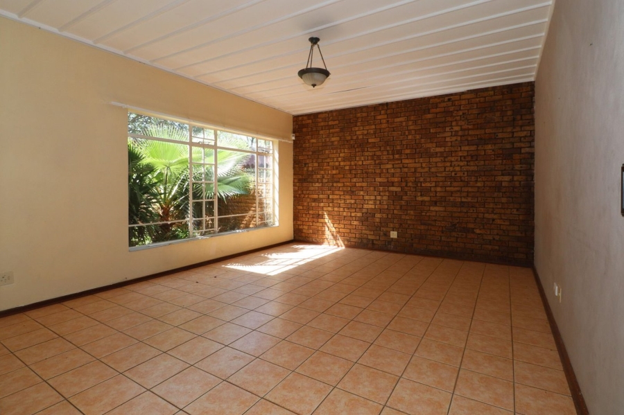 To Let 3 Bedroom Property for Rent in Irene Park North West